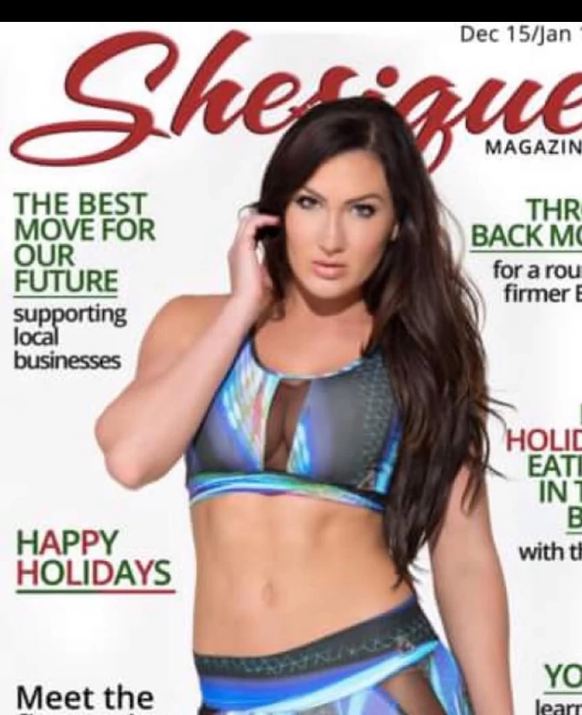 Shesique Magazine December 2015 and January 2016 cover featuring Pamela Jean Noble